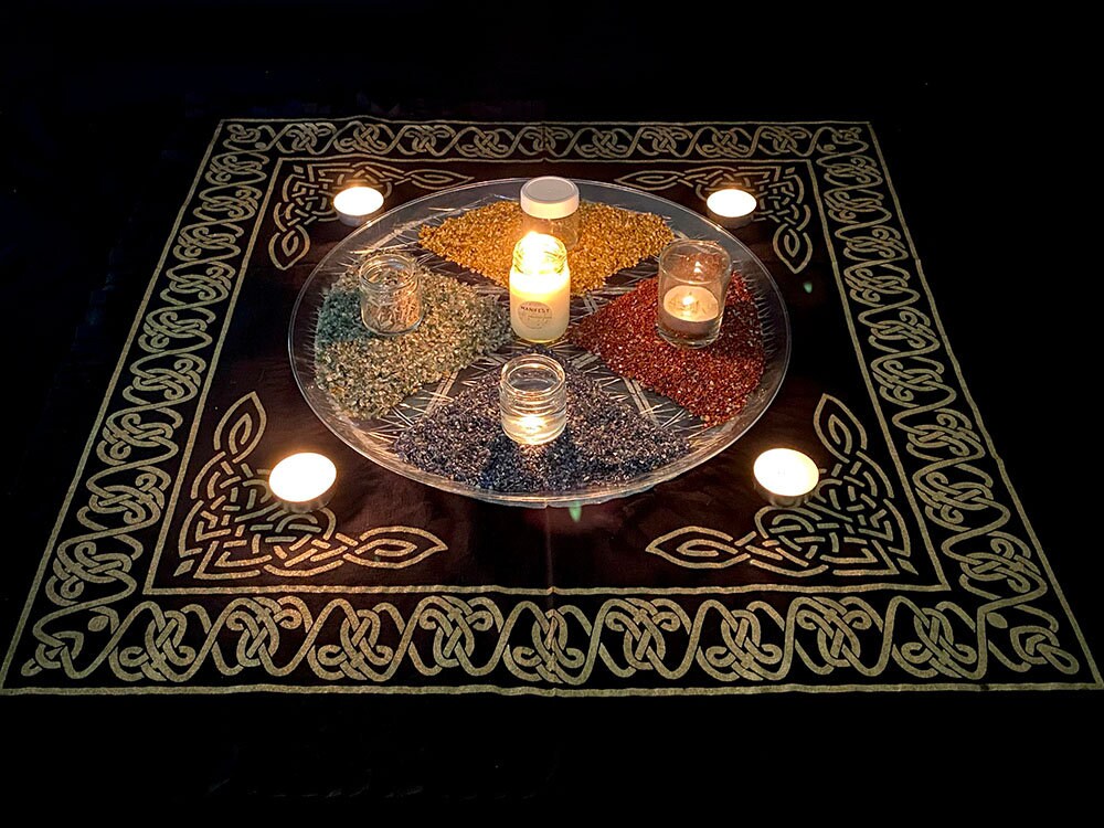 Premium Lighthouse Spell - The guiding light, piercing the darkness and leading your magic straight to you spirit