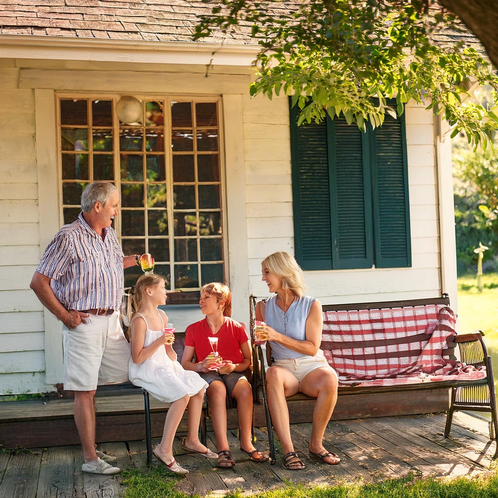 Southern Serenity Iced Tea -Sparkling vitality for sweltering summer days
